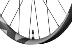 Shimano XT WH-M8120-TL 29" Trail Boost Vorderrad -Cube Verkäufe Shimano XT WH M8120 TL Vorderrad b