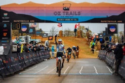 Santa Cruz Blur C S -Cube Verkäufe htSQD FULL SHOOT Bvernor 0838wEq3lTmqhIgyd